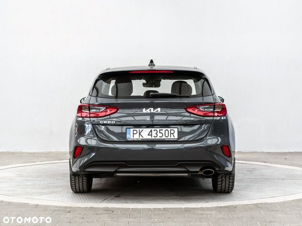 Kia Ceed 1.5 T-GDI M - 4