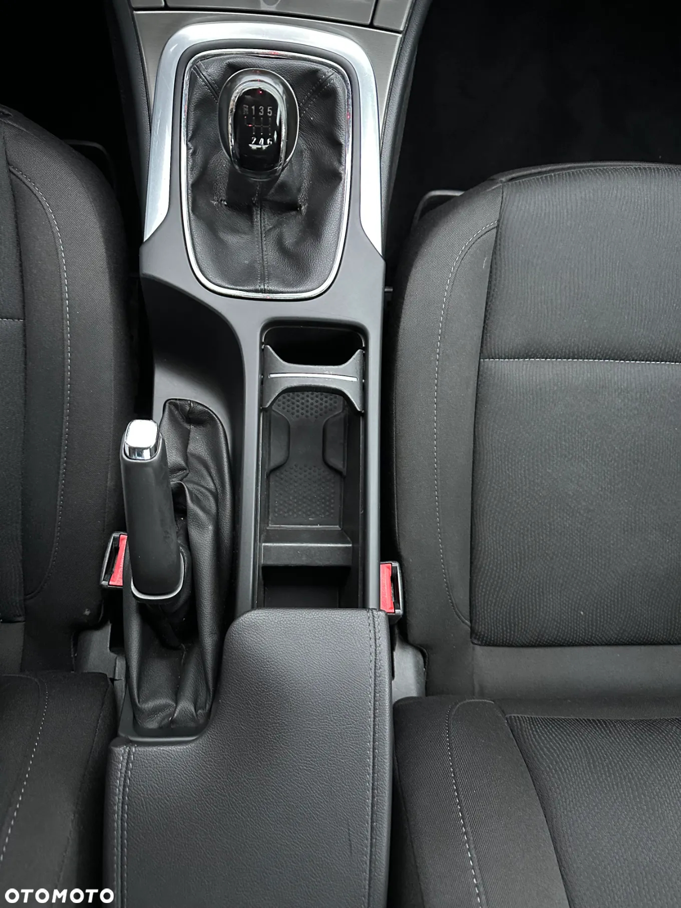 Opel Insignia - 14