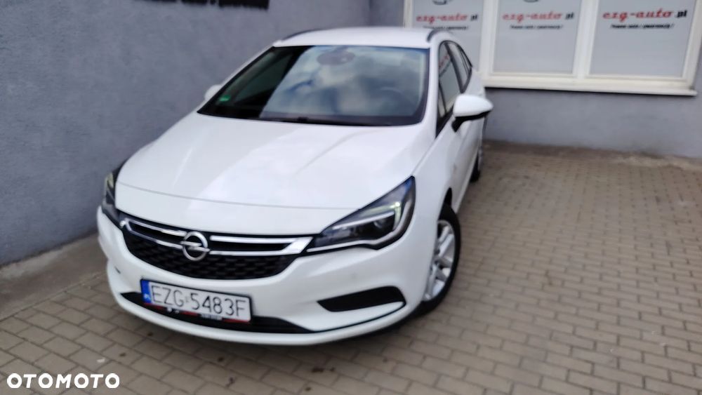 Opel Astra - 2