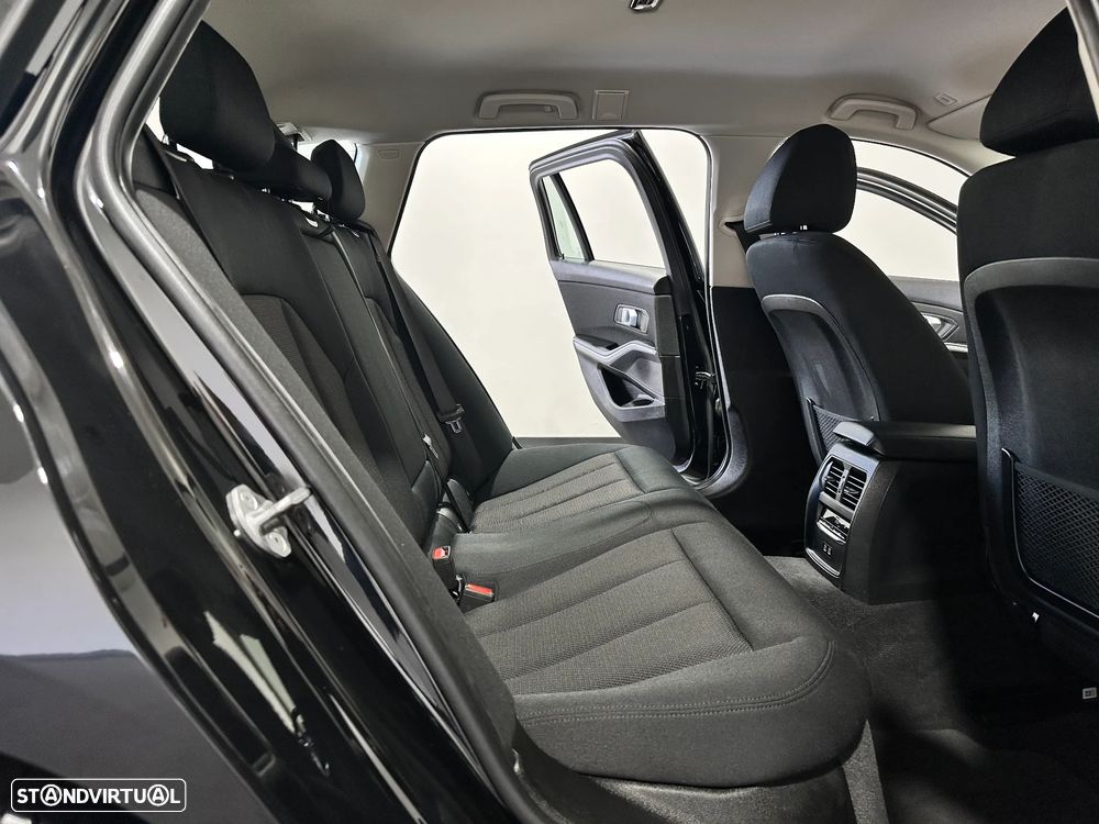 BMW 330 e Corporate Edition Auto - 47