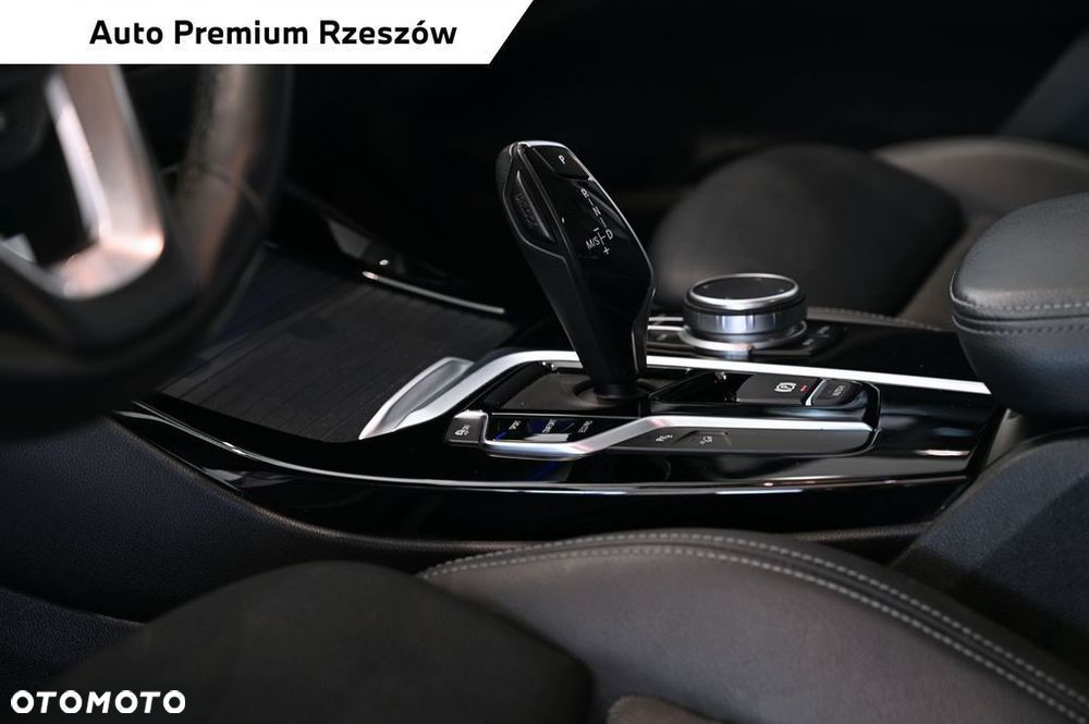 BMW X3 xDrive20d mHEV - 8