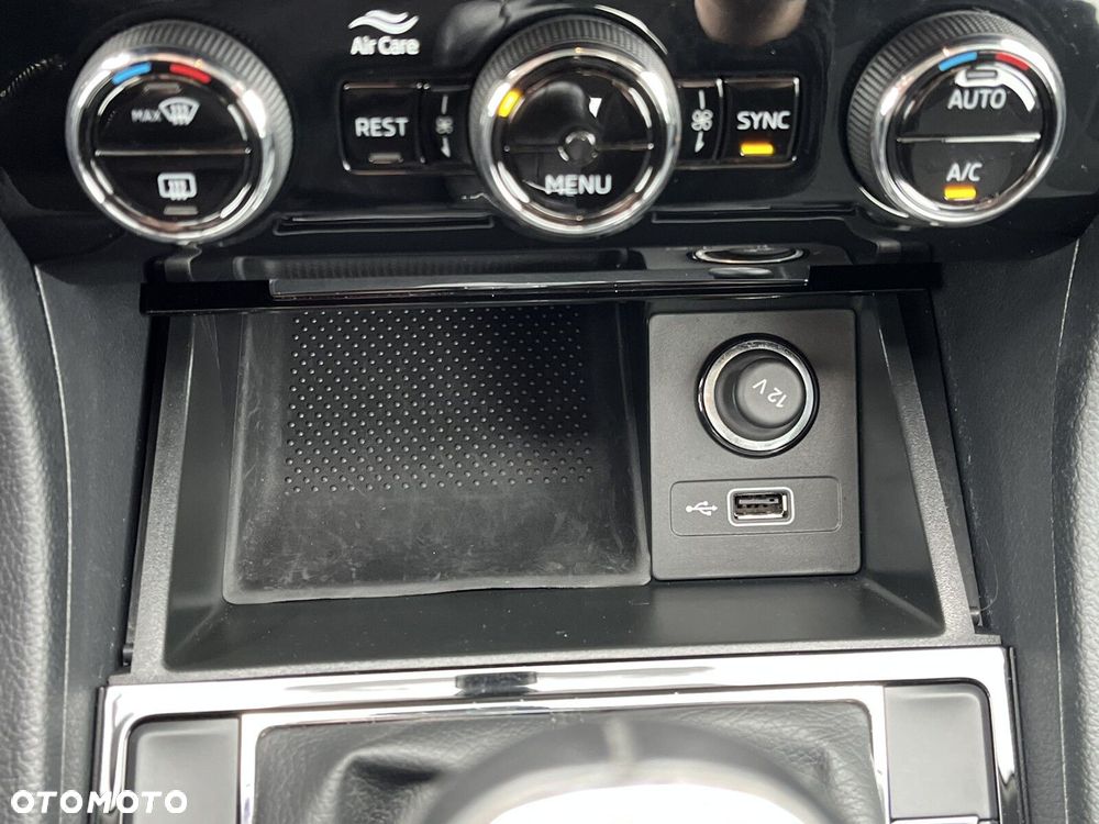 Skoda Superb 2.0 TDI Ambition - 32