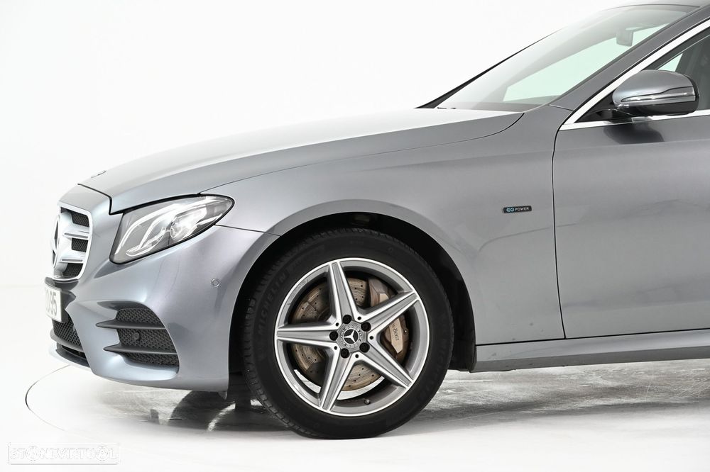 Mercedes-Benz E 300 de AMG Line - 12