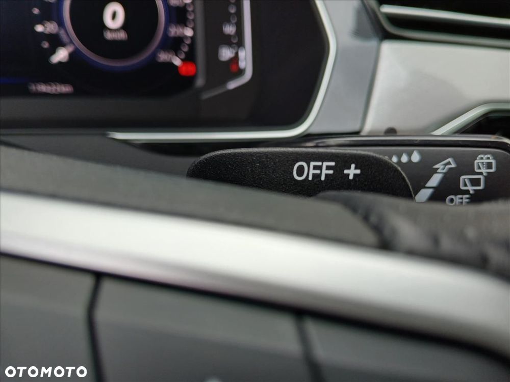 Volkswagen Passat Variant 1.4 TSI Plug-In-Hybrid DSG GTE - 24