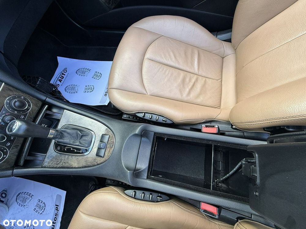 Mercedes-Benz CLK 350 Avantgarde - 25