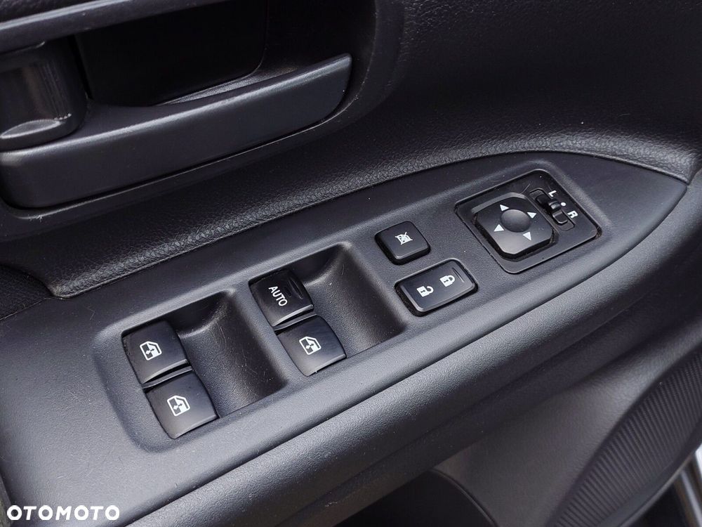 Mitsubishi Outlander - 19