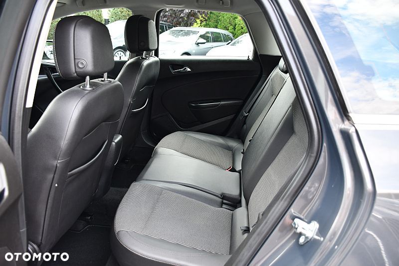 Opel Astra 1.4 Turbo Cosmo - 19