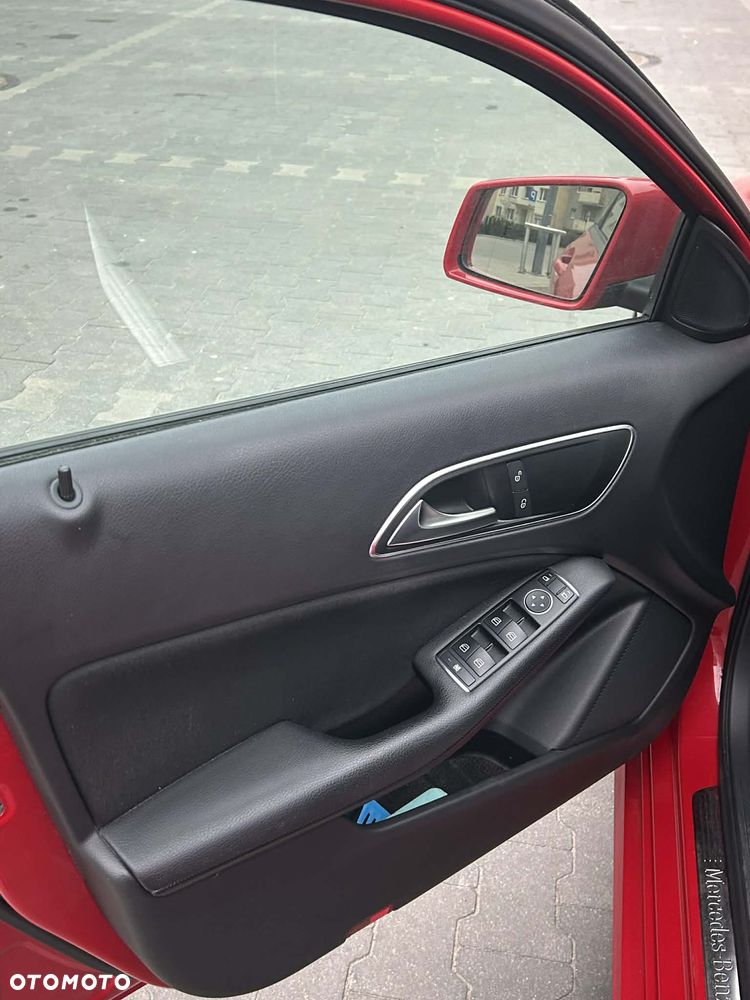 Mercedes-Benz Klasa A 180 CDI (BlueEFFICIENCY) - 3