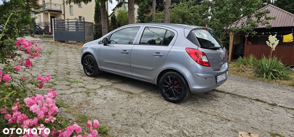 Opel Corsa - 4