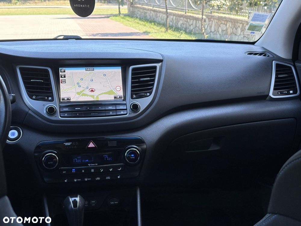 Hyundai Tucson blue 1.7 CRDi 2WD DCT Premium - 18