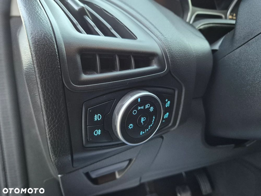 Ford Focus - 19