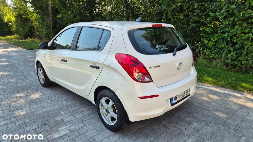 Hyundai i20 1.2 Trend - 3