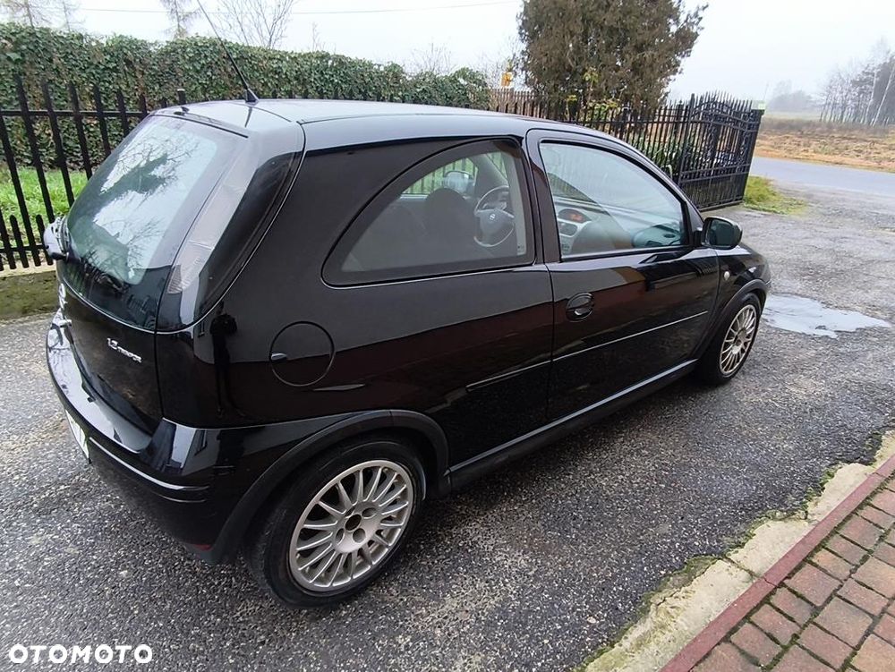 Opel Corsa 1.2 16V Edition - 8