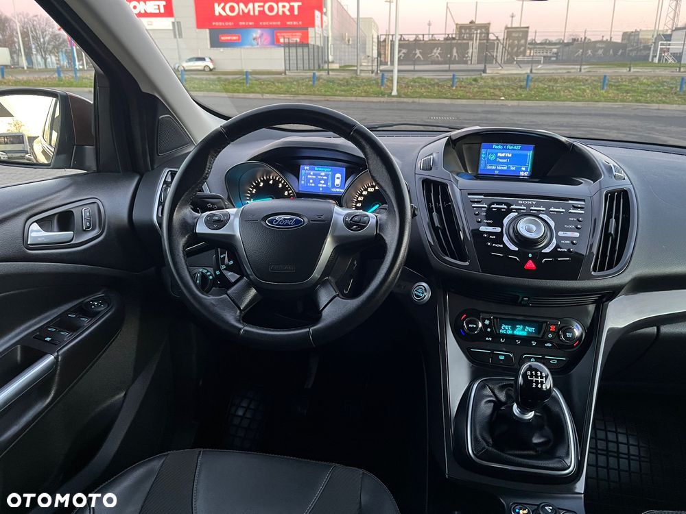 Ford Kuga 1.6 EcoBoost 2x4 Titanium - 13