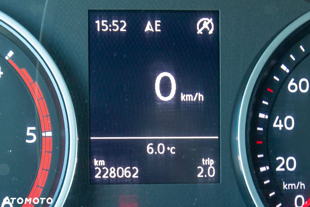 Volkswagen Crafter 177KM 8ep KONTENER + WINDA dHollandia 750kg + DRZWI BOCZNE - 20