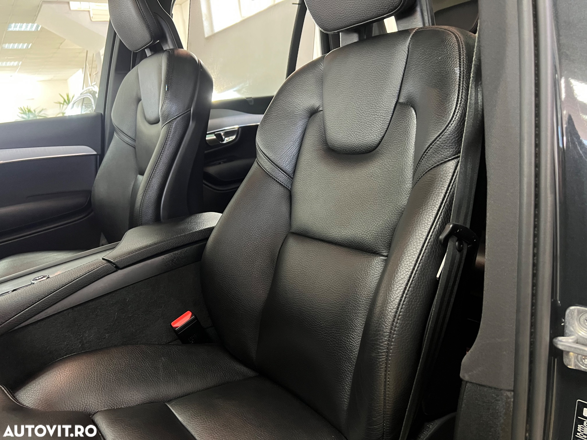 Volvo XC 90 T8 AWD Recharge Geartronic Inscription Edition - 27