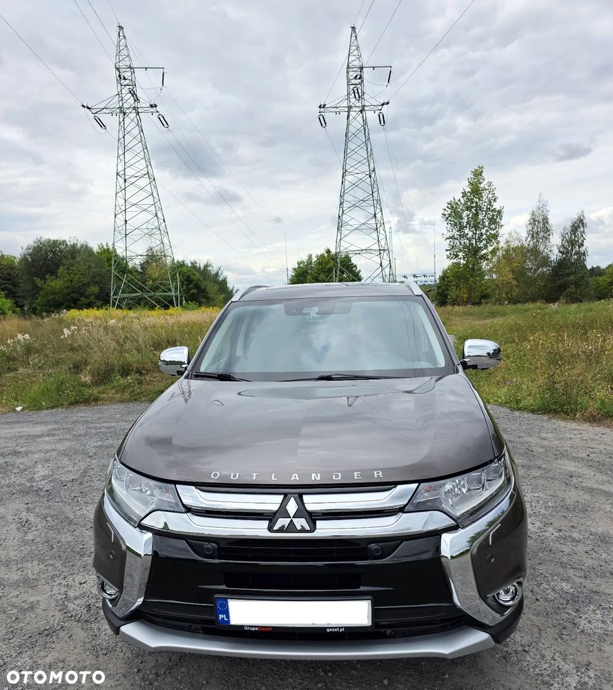 Mitsubishi Outlander 2.0 Instyle Navi 4WD CVT - 4