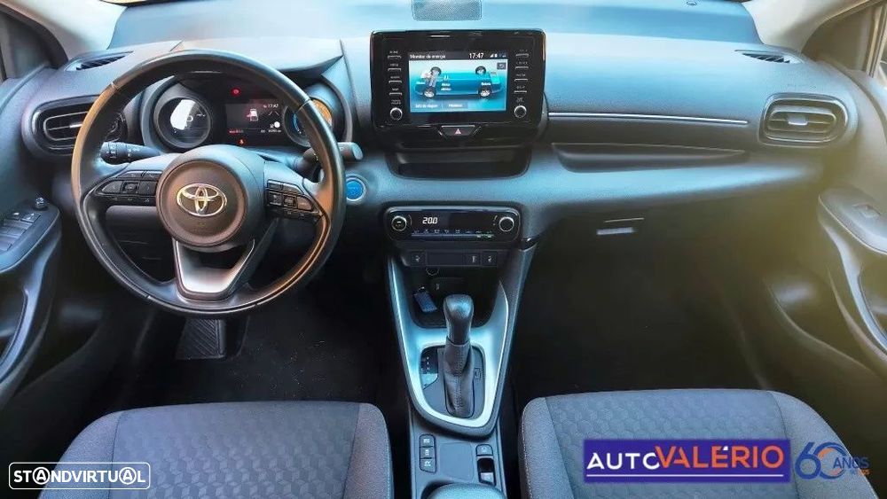 Toyota Yaris 1.5 HDF Comfort Plus - 17