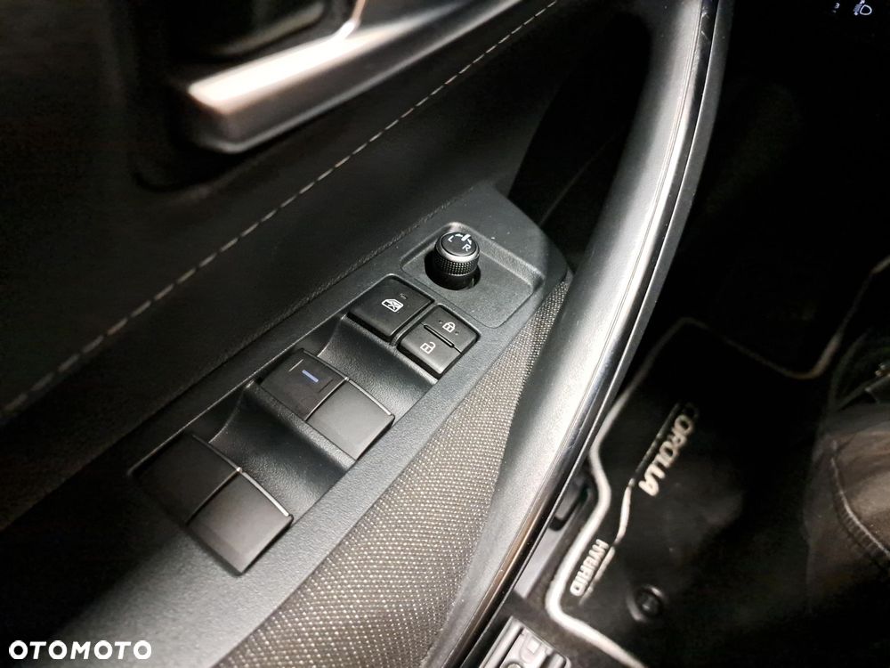 Toyota Corolla 1.8 Hybrid Comfort - 20