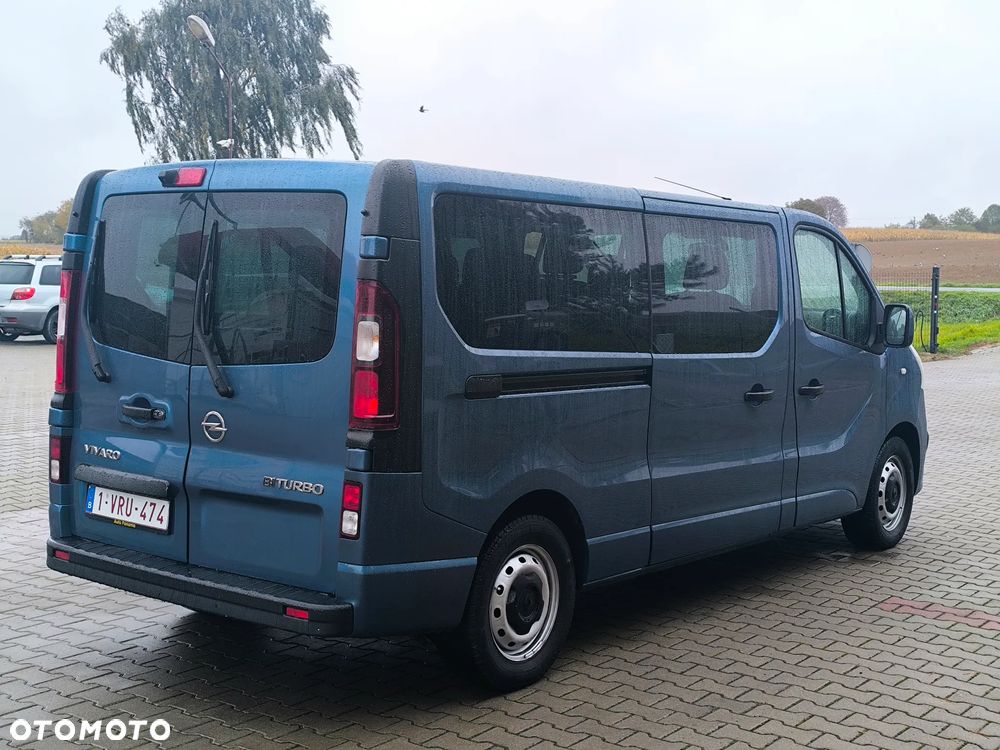 Opel Vivaro L2H1 2,9t Elegance - 2