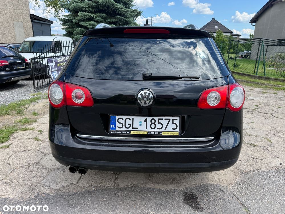 Volkswagen Passat 2.0 TDI Individual Chrom dunkel - 10