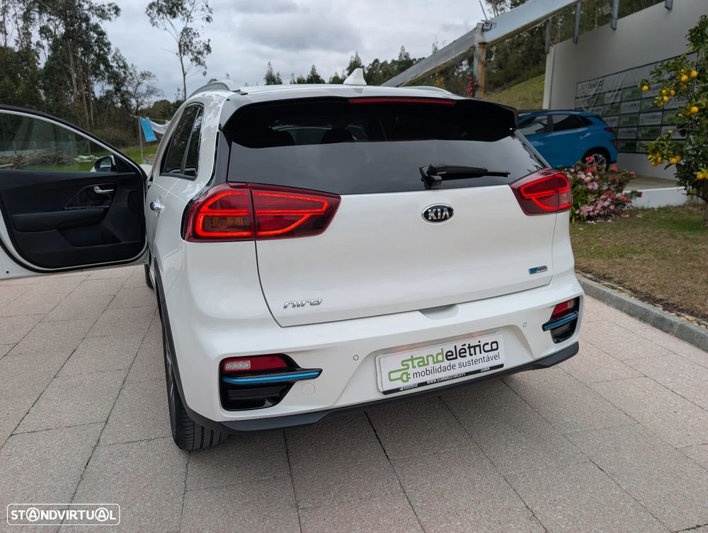 Kia e-Niro Vision - 13