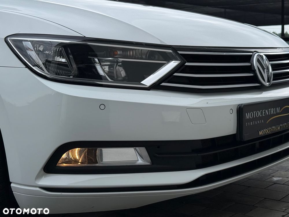 Volkswagen Passat 2.0 TDI (BlueMotion Technology) Comfortline - 40