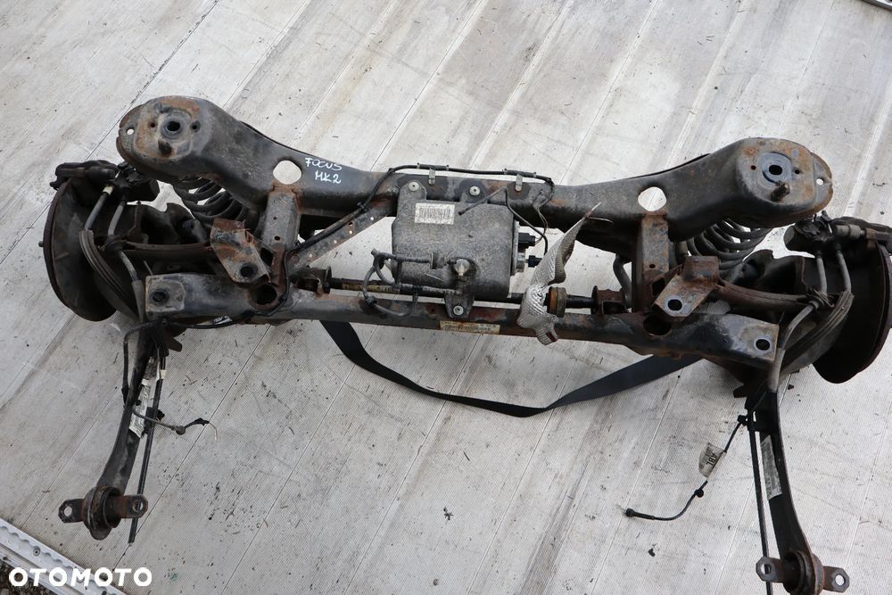 ZAWIESZENIE TYLNE TYŁ BELKA OŚ FORD FOCUS MK2 II KOMBI 1.6TDCI 16V 109KM 2004-2014 - 1