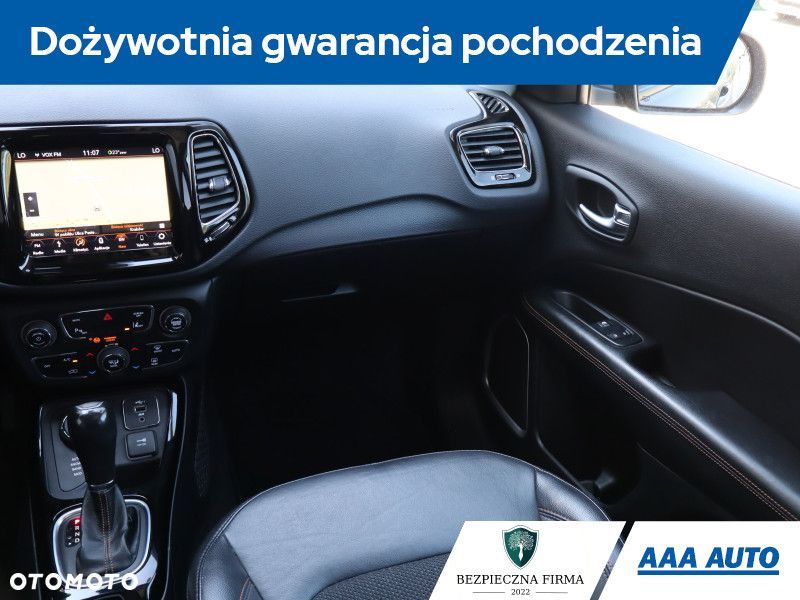 Jeep Compass - 9