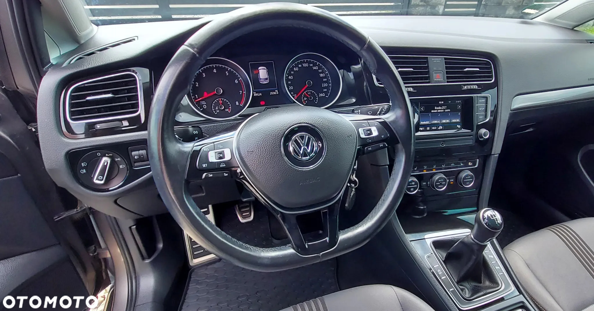Volkswagen Golf 1.2 TSI BlueMotion Technology Allstar - 15