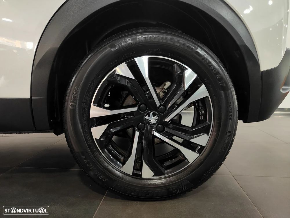 Peugeot 2008 1.2 PureTech Allure EAT8 - 27