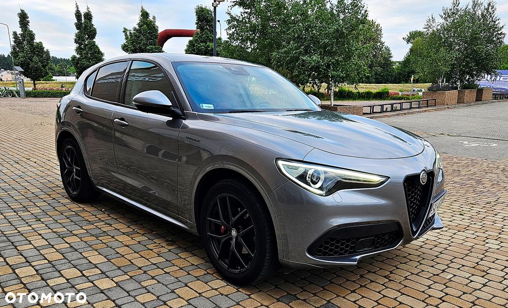 Alfa Romeo Stelvio 2.0 Turbo Veloce Q4 - 1