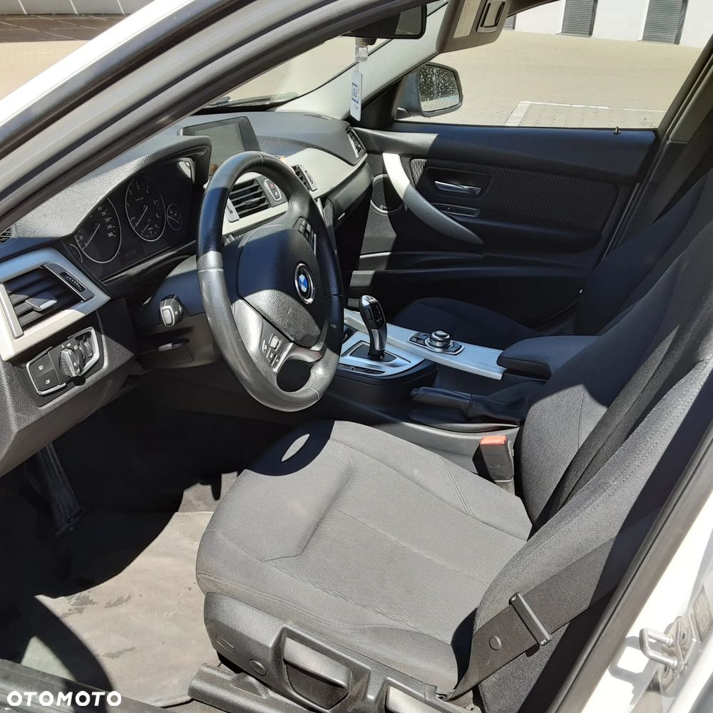 BMW Seria 3 - 14