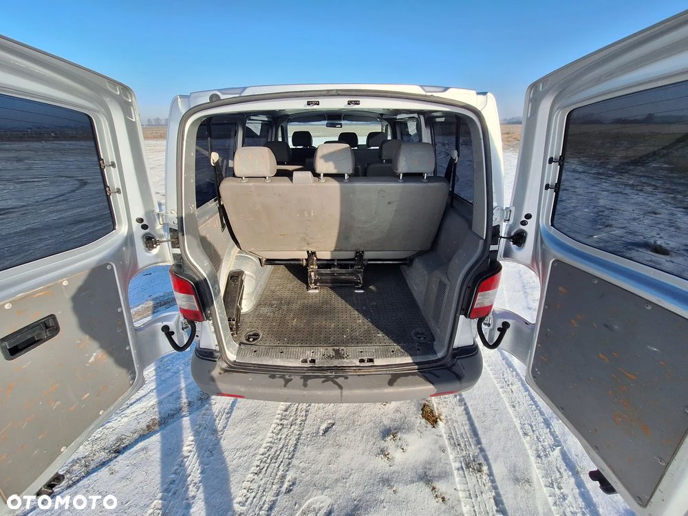 Volkswagen Transporter - 10