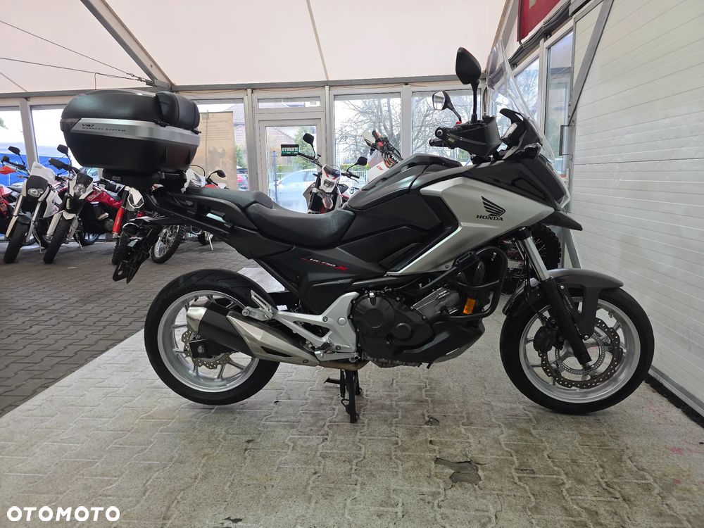 Honda NC - 23