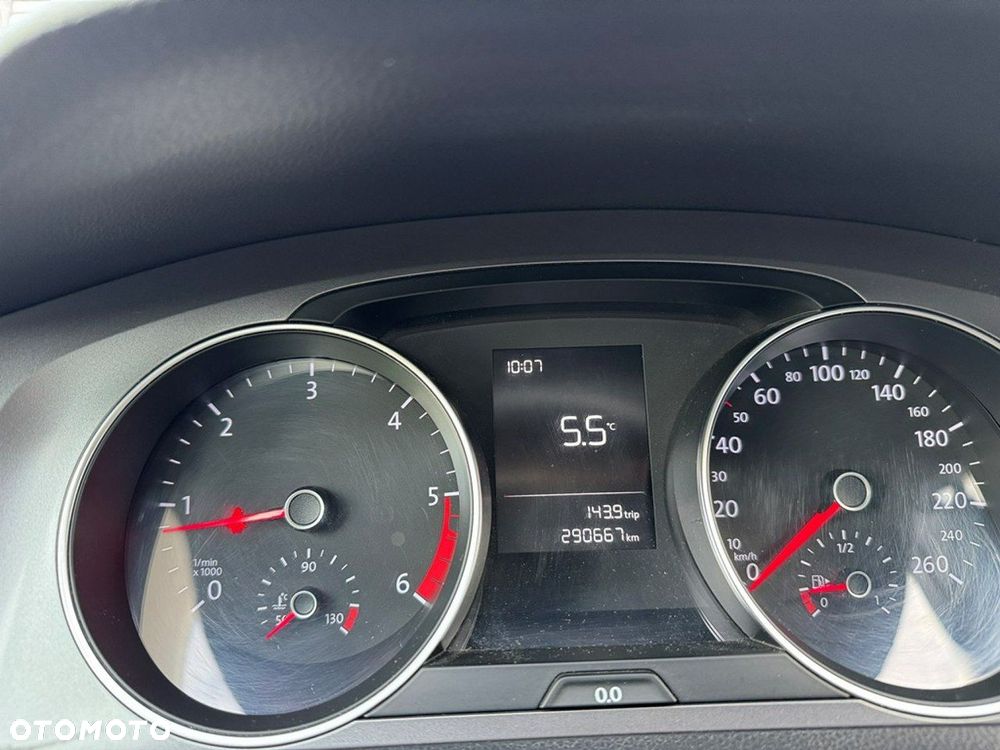 Volkswagen Golf Variant - 11