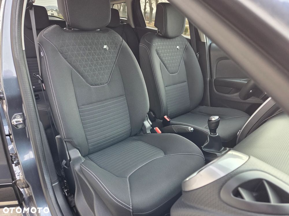 Renault Clio 1.2 16V 75 LIMITED - 15