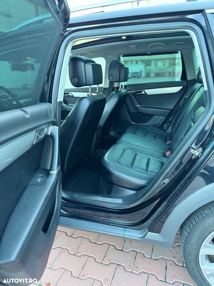 Volkswagen Passat Alltrack - 16