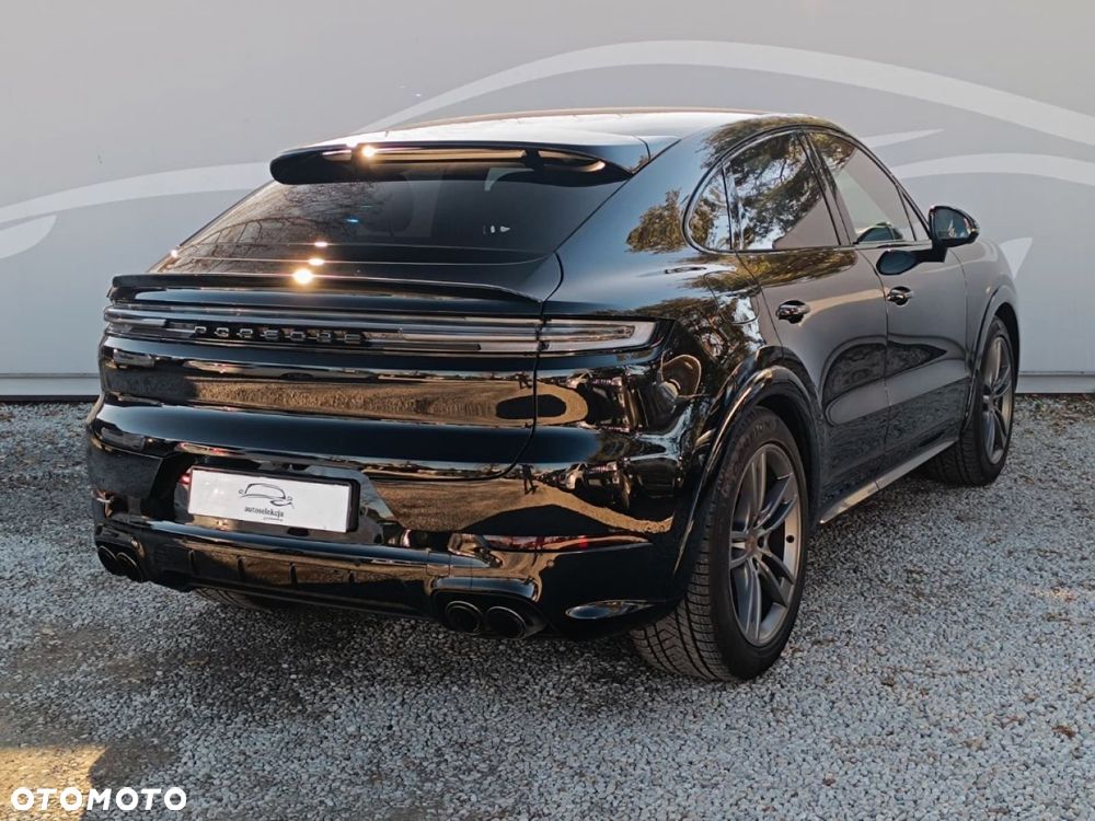 Porsche Cayenne - 14
