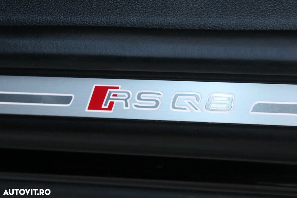 Audi RS Q8 4.0 TFSI quattro MHEV Tiptronic - 28