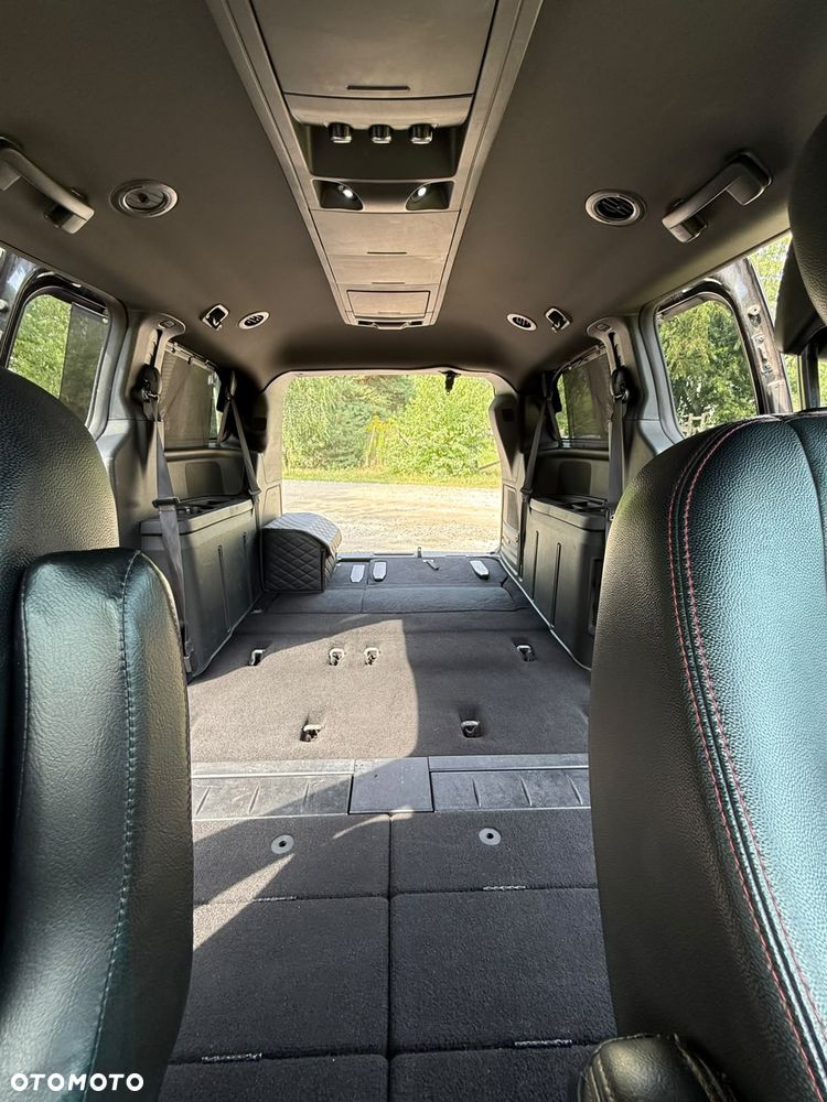 Dodge Grand Caravan 3.6 R/T - 32