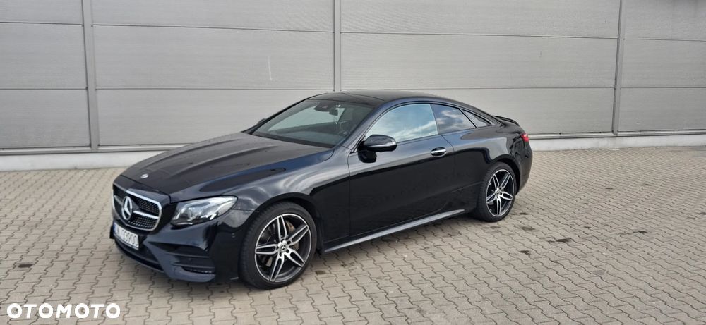 Mercedes-Benz Klasa E 220 d 4Matic 9G-TRONIC AMG Line - 25