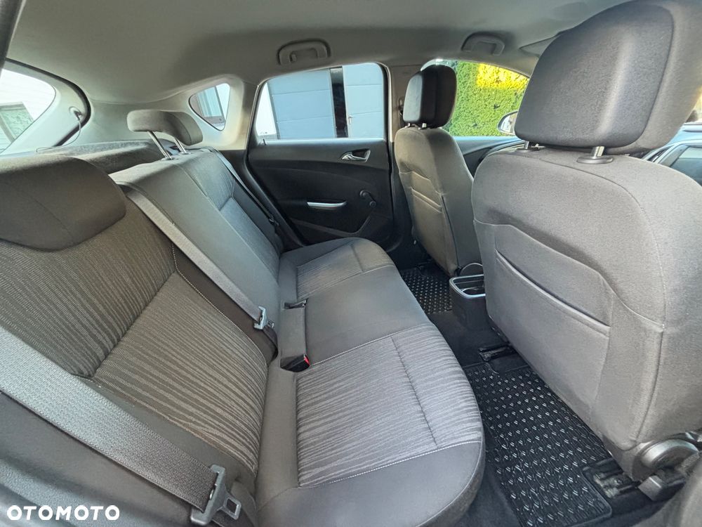 Opel Astra 1.7 CDTI - 11
