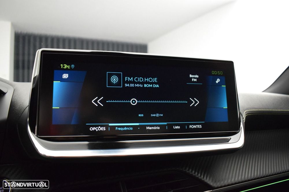 Peugeot e-2008 50 kWh GT Pack - 5
