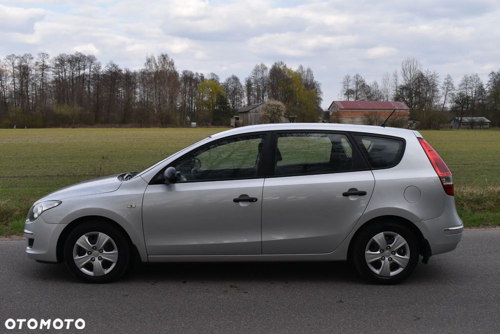 Hyundai i30 i30cw 1.4 FIFA WM Edition - 7