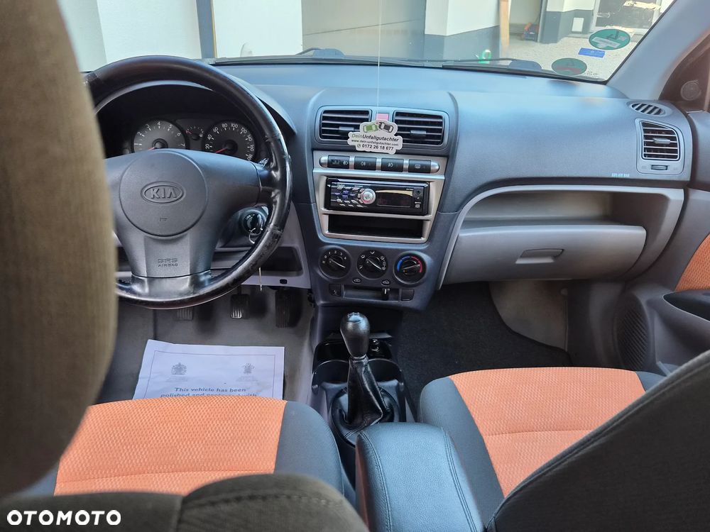 Kia Picanto - 11