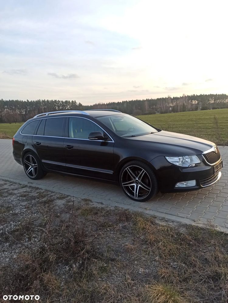 Skoda Superb Combi 1.8 TSI DSG Active - 1