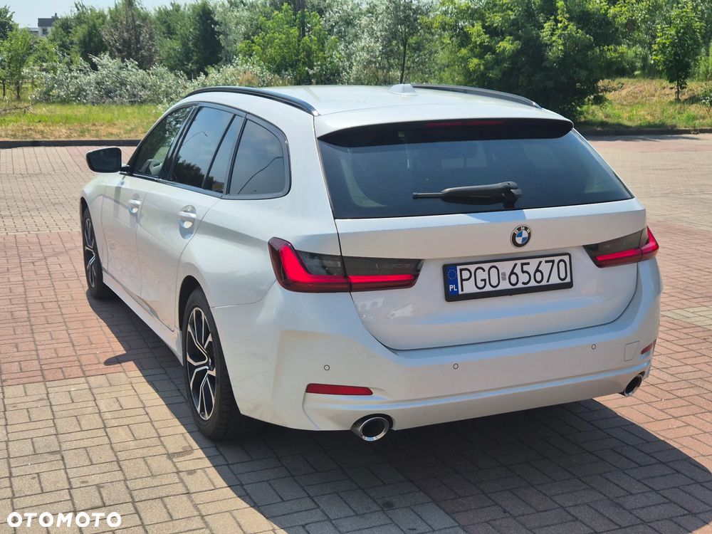 BMW Seria 3 320d xDrive Sport Line Shadow - 16