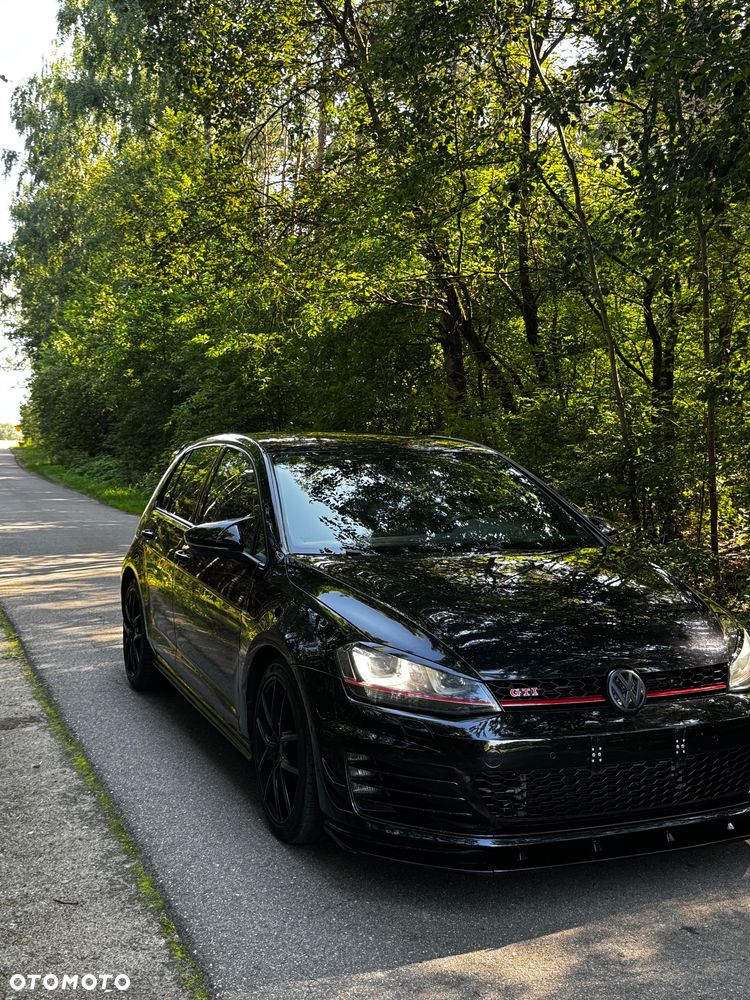Volkswagen Golf 2.0 TSI BMT GTI Performance DSG - 2