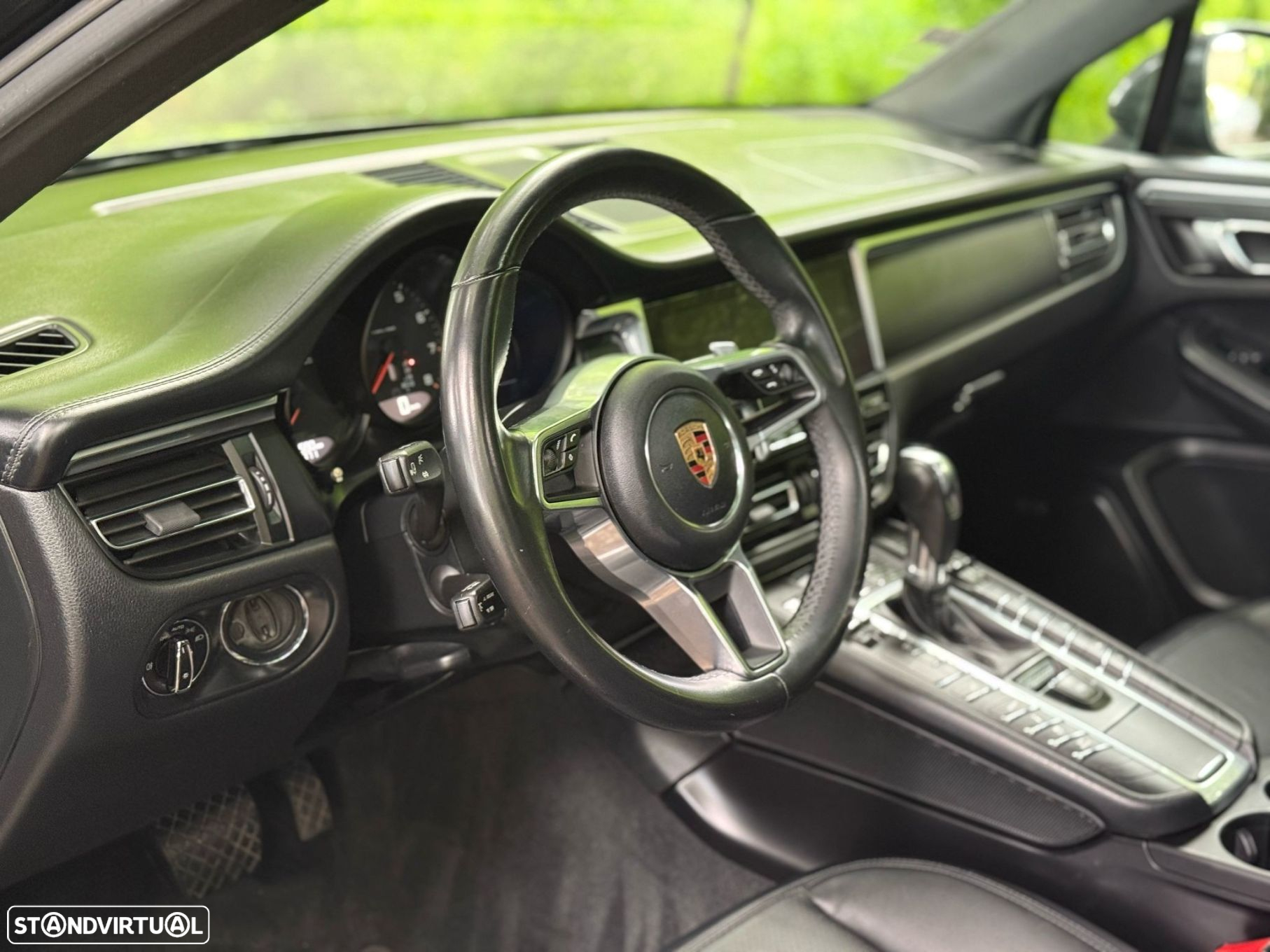 Porsche Macan Standard - 12